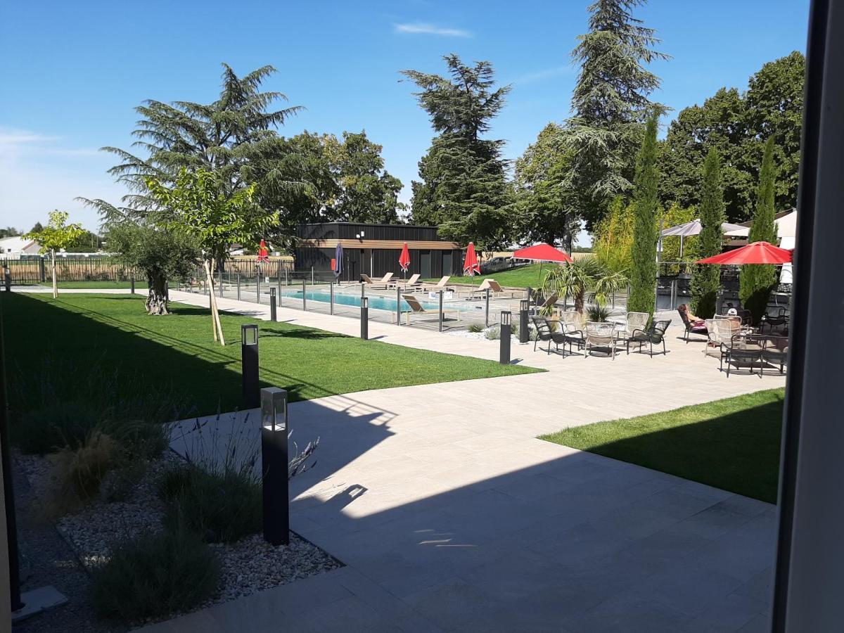 Logis Hotel Relais Saint Jacques - Chateauroux Deols Exterior photo