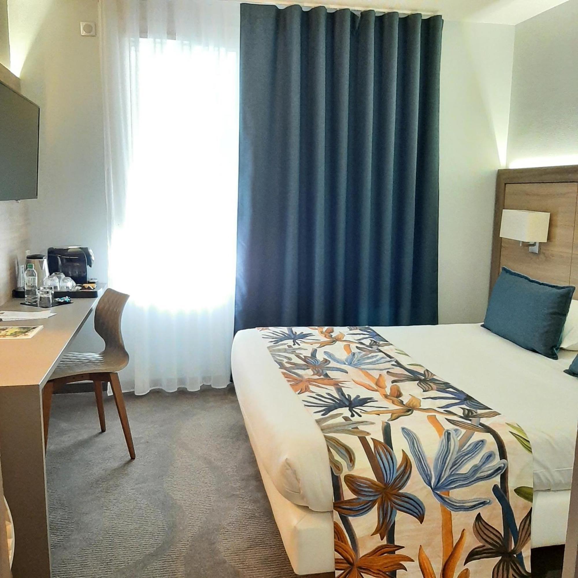 Logis Hotel Relais Saint Jacques - Chateauroux Deols Exterior photo