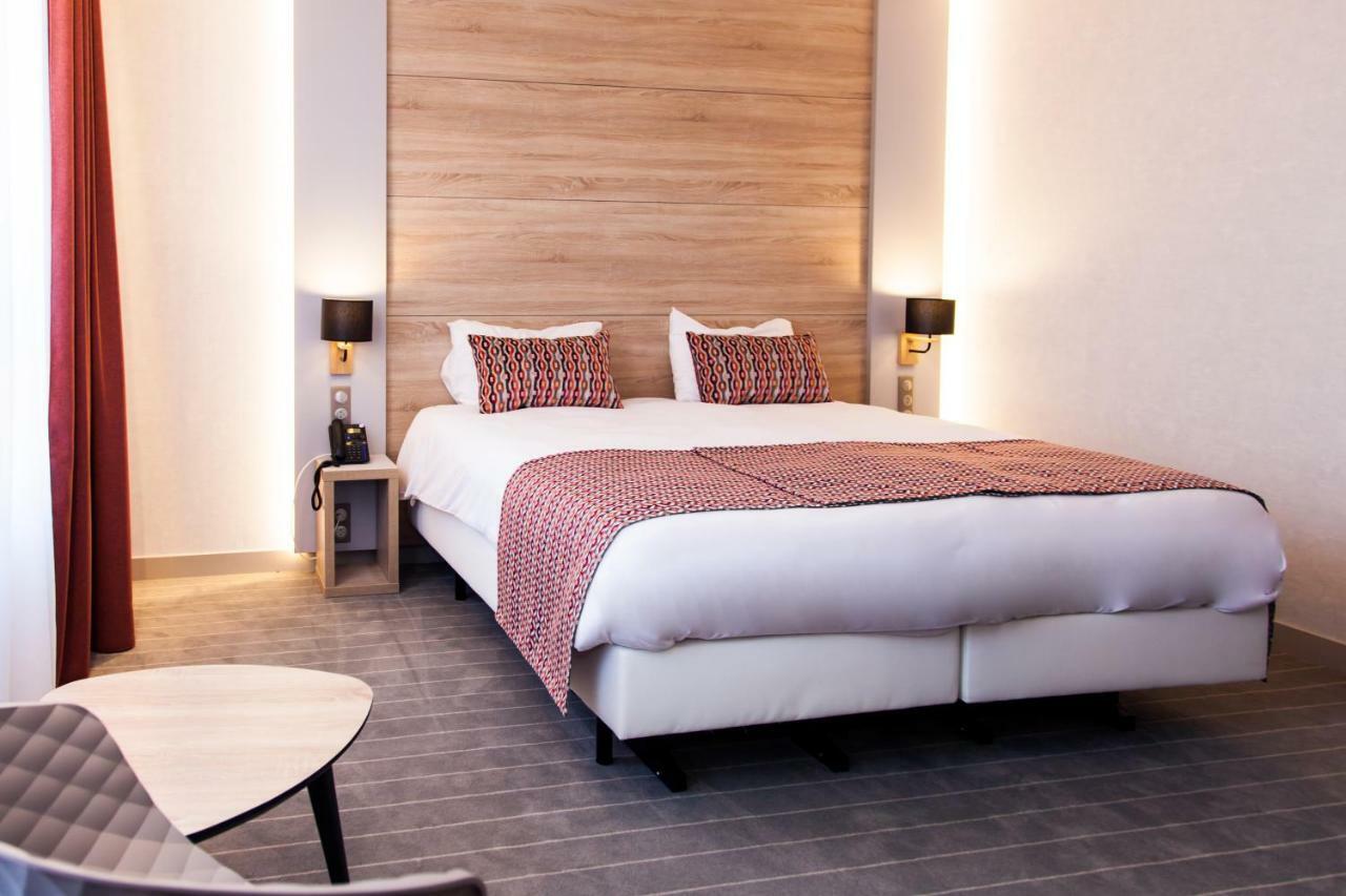 Logis Hotel Relais Saint Jacques - Chateauroux Deols Exterior photo