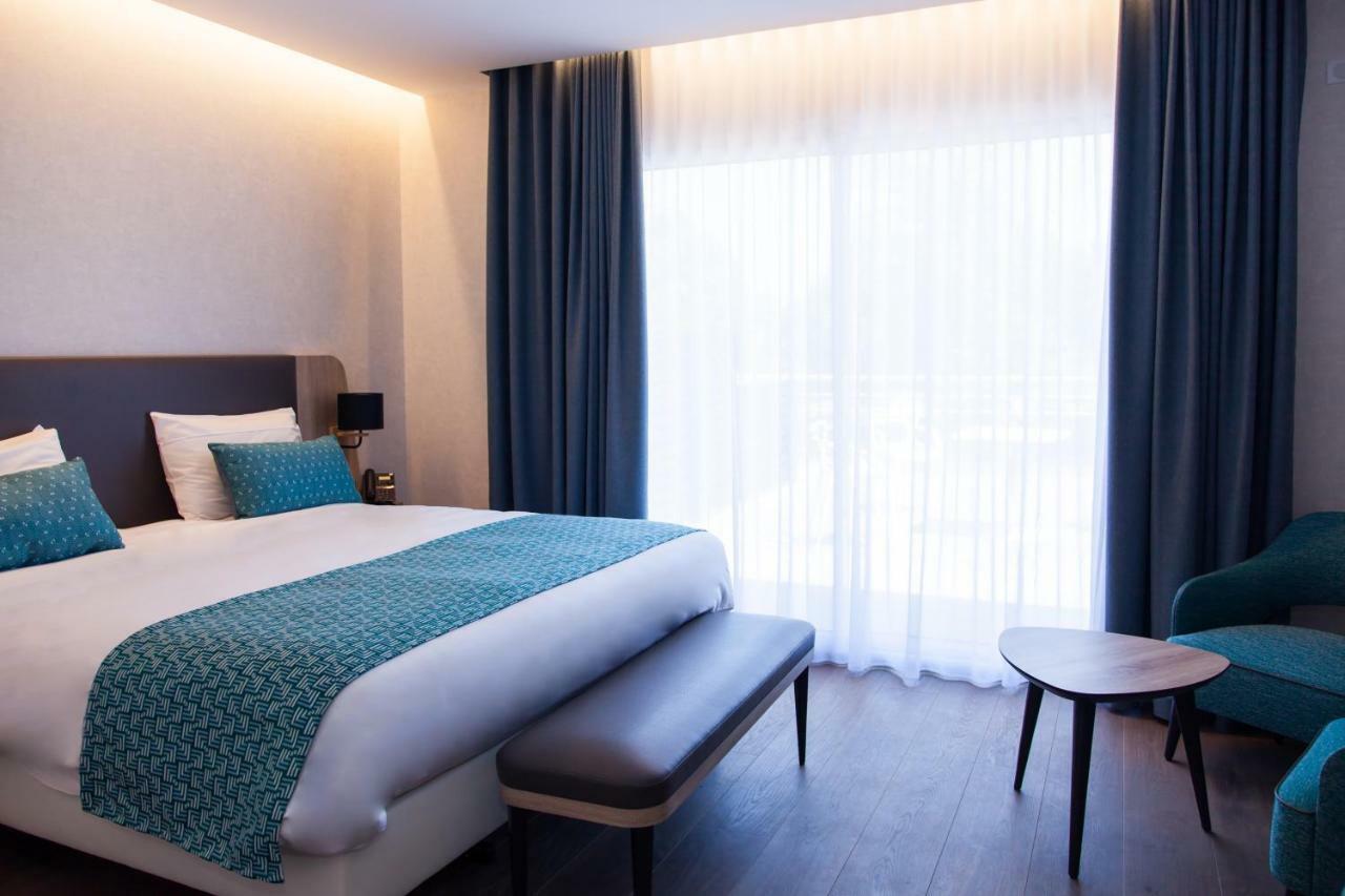 Logis Hotel Relais Saint Jacques - Chateauroux Deols Exterior photo